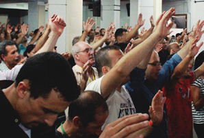 Algerian believers praising God