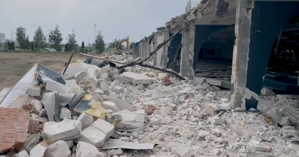 The rubble of a building