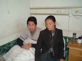 Tong Qimiao and his wife