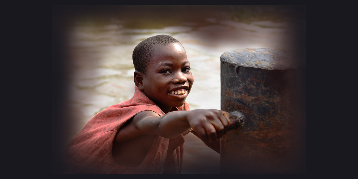 Boy smiling - Photo: Pixabay / T Hammond