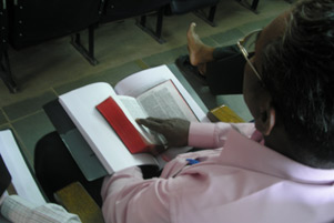 A believer in India studying the Bible. - Photo: VOM Canada