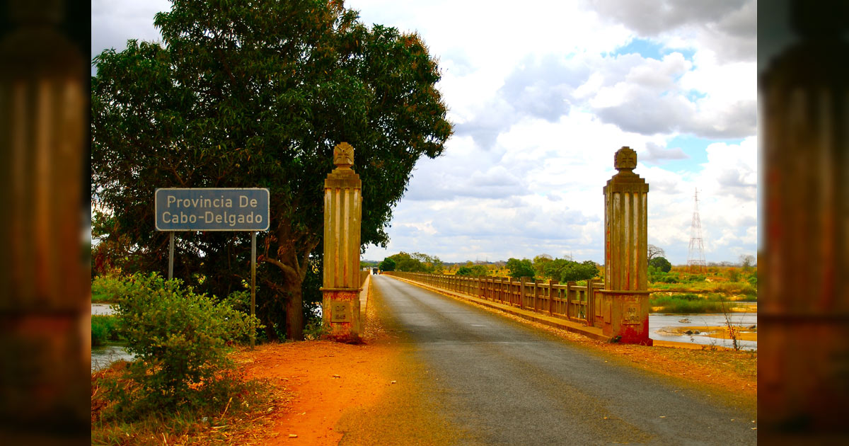 Bridge to Cabo Delgado - Photo: Wikipedia / F Mira