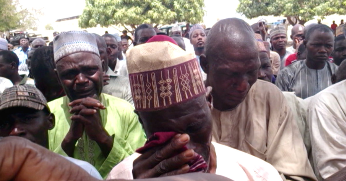 Parents weeping after the kidnapping in 2014 - Photo: Voice of America