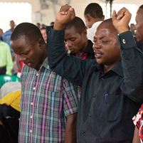 Worship in Tanzania -- VOM USA