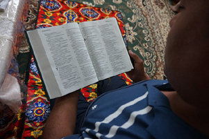 A woman in Uzbekistan reading the Bible - Photo: World Watch Monitor www.worldwatchmonitor.org